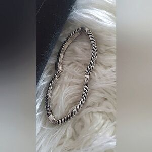 Vintage Silver Tone Chain Link Fashion Hand Bracelet. 🌴